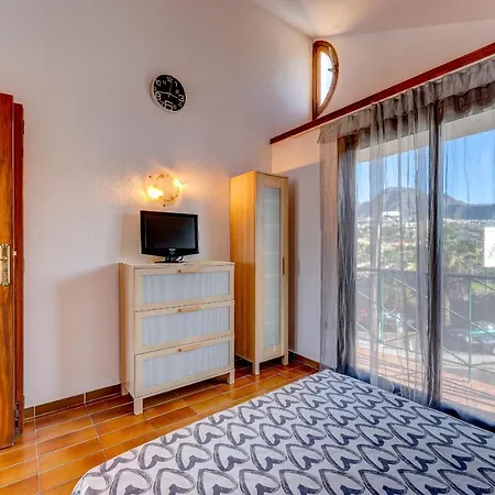 3 Bedrooms Townhouse Lively Area Close To A Apartment Arona (Tenerife)