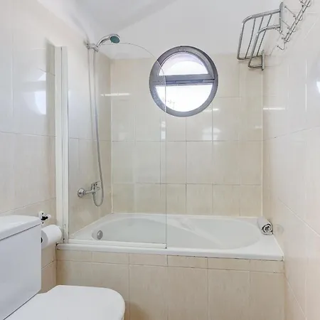 3 Bedrooms Townhouse Lively Area Close To A *
