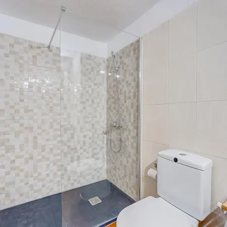 3 Bedrooms Townhouse Lively Area Close To A Apartment Arona (Tenerife)